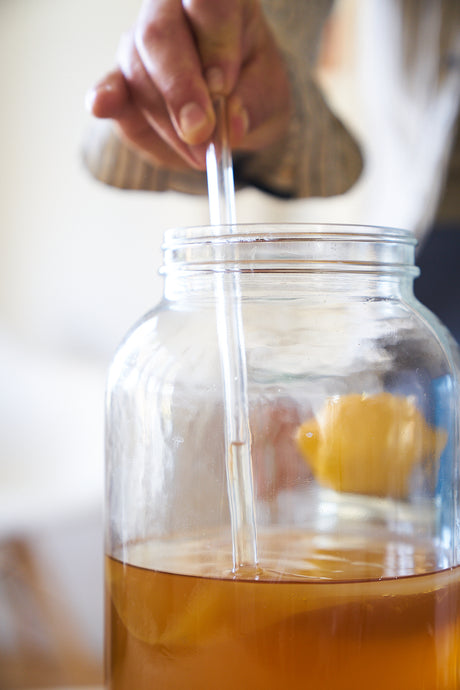 10 Safety Tips That Could Save Your Kombucha [and an eye!]